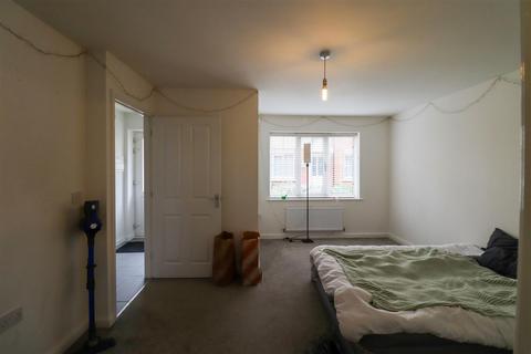 3 bedroom end of terrace house to rent, Tilling Way, Littleport CB6