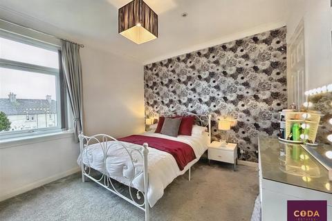 2 bedroom flat for sale, Clayhouse Road, Cardowan, Stepps