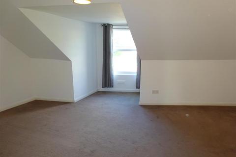 1 bedroom flat to rent, Maidstone Road, Rochester