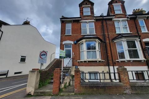 1 bedroom flat to rent, Maidstone Road, Rochester