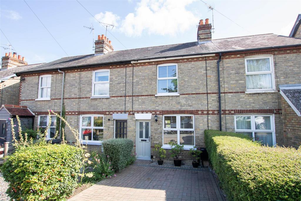 Pleasant Valley, Saffron Walden CB11 2 bed terraced house for sale £