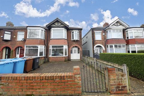 3 bedroom end of terrace house for sale, Priory Road, Hull