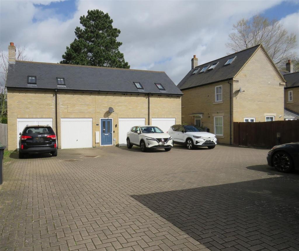 Garage &amp; Parking