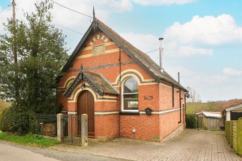 undefined, Little Chapel, Deytheur, Llansantffraid, SY22.