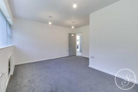 2 bedroom apartment to rent, Woodliffe Court, Chapel Allerton, Leeds