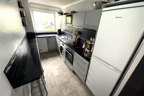 2 bedroom flat for sale, Vaughan Lodge, Fair Acres, Bromley