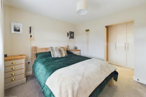 98 Ashington Drive, Arnold, Nottingham, NG5 8UA