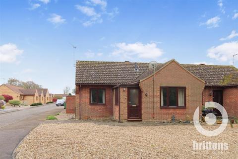 2 bedroom semi-detached bungalow for sale, Linn Chilvers Drive, Heacham, King's Lynn