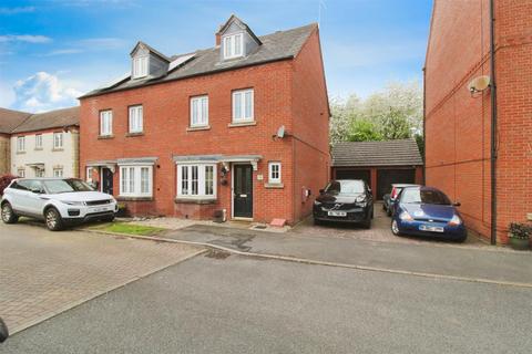 4 bedroom semi-detached house for sale, Shearwater Drive, Rugby CV23