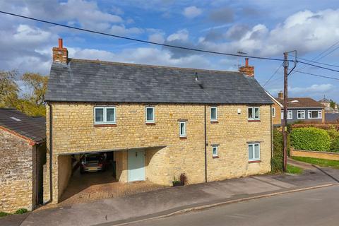 5 bedroom detached house for sale, Moorend Road, Yardley Gobion, Towcester