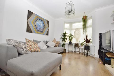 3 bedroom terraced house for sale, Jephson Road, Forest Gate, London, E7 8NA