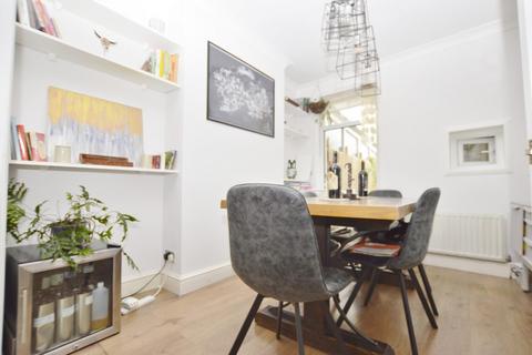 3 bedroom terraced house for sale, Jephson Road, Forest Gate, London, E7 8NA