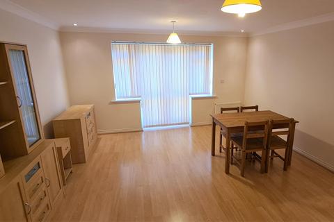 3 bedroom end of terrace house to rent, Kinlet Close, Coventry CV6