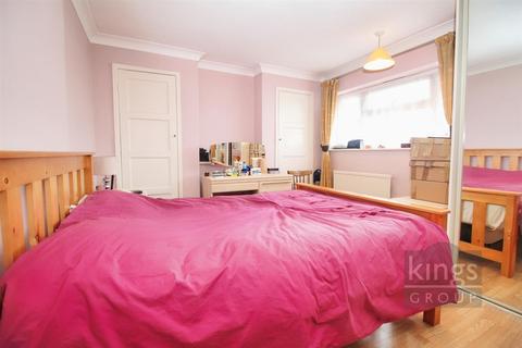 2 bedroom maisonette for sale, High Street, Cheshunt, Waltham Cross