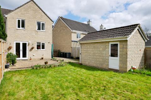 3 bedroom semi-detached house for sale, Springfield Drive, Calne