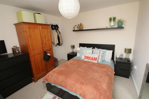 1 bedroom flat for sale, Roman Road, Salisbury