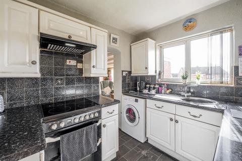 3 bedroom detached house for sale, Sandringham Road, Wordsley, DY8 5HL