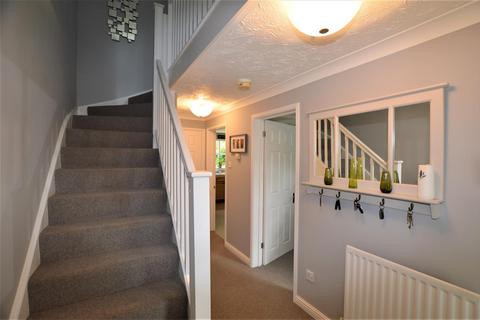 3 bedroom link detached house for sale, Kings Oak, Whitegates Close, Croxley Green
