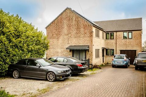 4 bedroom detached house for sale, Scarlet Heights, Queensbury, Bradford