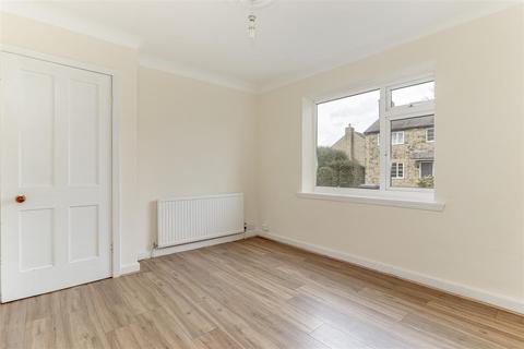 15 Manor Crescent, Pool In Wharfedale, Otley, LS21 1ND