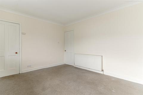 15 Manor Crescent, Pool In Wharfedale, Otley, LS21 1ND