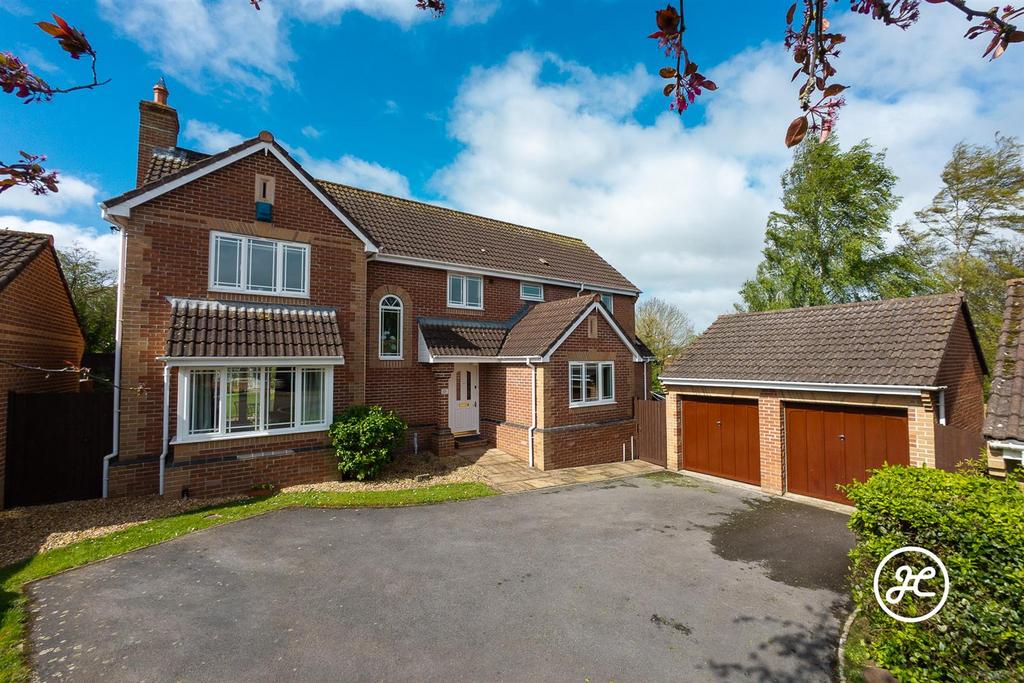 Quantock Way, Bridgwater 5 bed detached house for sale £499,950