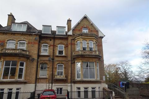 2 bedroom apartment to rent, Trull Road