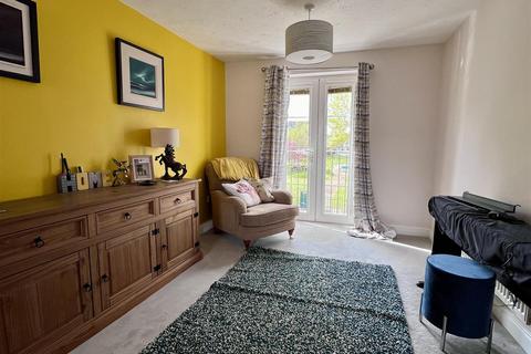 5 bedroom end of terrace house for sale, Allington Circle, Kingsmead, Milton Keynes