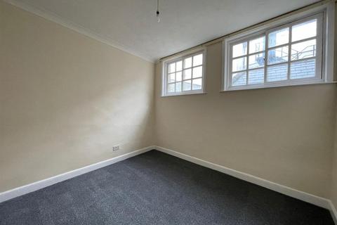 2 bedroom apartment to rent, 9-10 Queen Street, Scarborough YO11