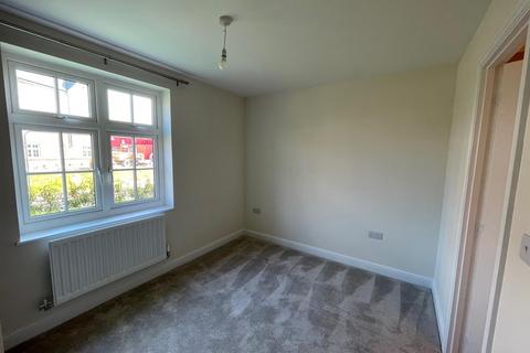 2 bedroom apartment to rent, Cassia Road, Chichester PO20