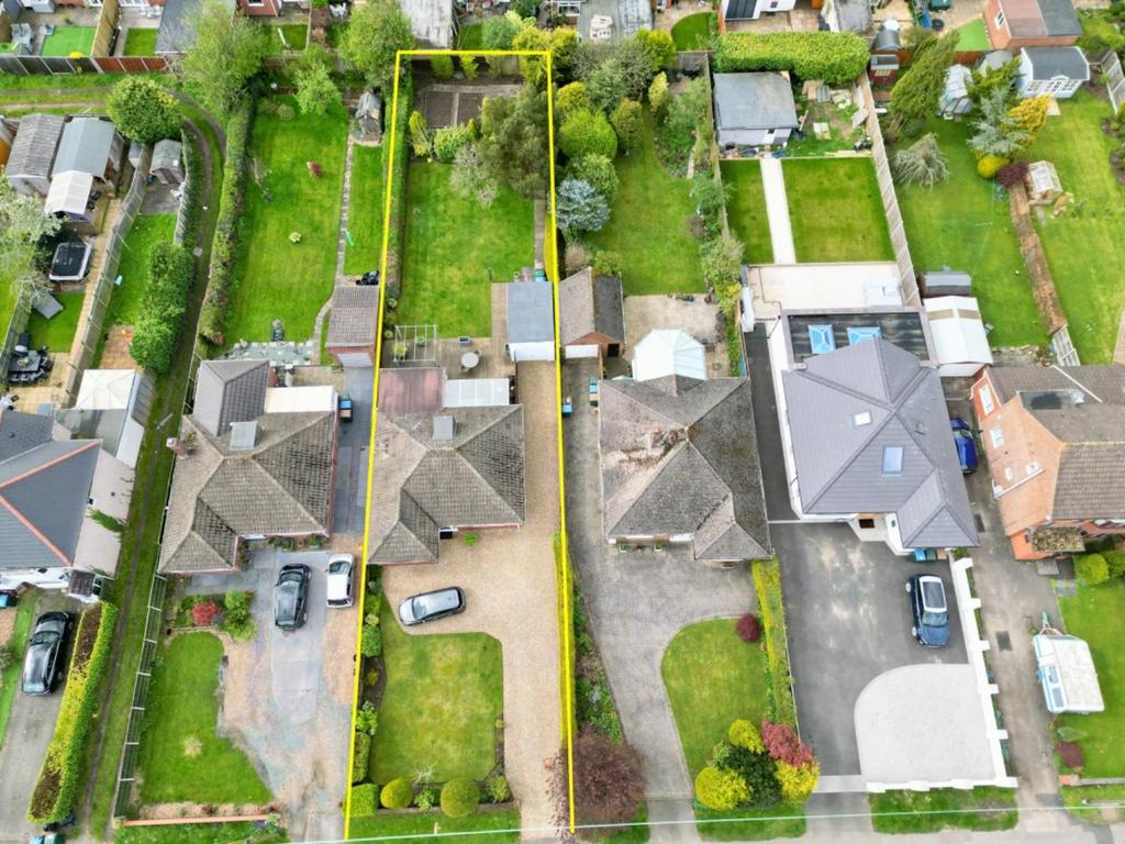 Hockley Lane, Eastern Green, Coventry Large Plot 2 bed detached