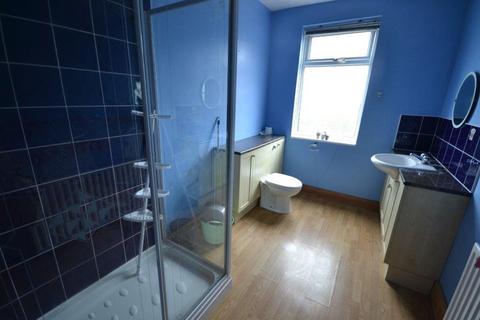 3 bedroom terraced house to rent, Tennyson Street, Leicester