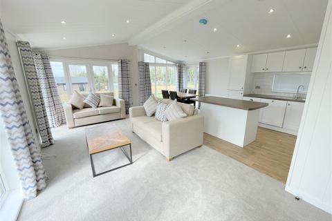 2 bedroom park home for sale, Thurleston Lane, Akenham, Ipswich