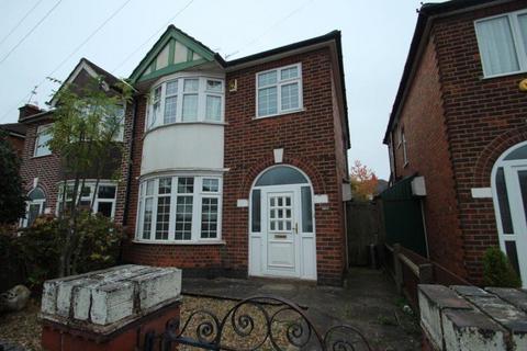 3 bedroom semi-detached house to rent, Stanfell Road, Leicester