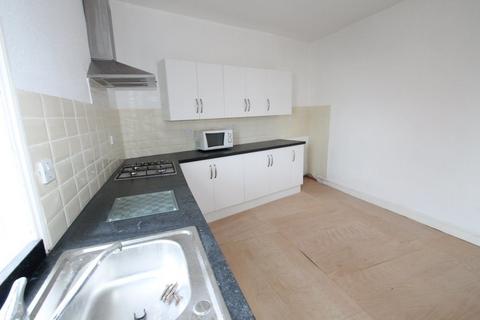 5 bedroom flat to rent, Braunstone Gate, Leicester