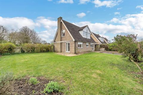 3 bedroom detached house for sale, Broad Green Close, Chevington