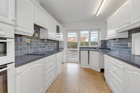 3 bedroom detached house for sale, Broad Green Close, Chevington