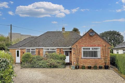 3 bedroom detached bungalow for sale, Folly View Crescent, Faringdon, SN7