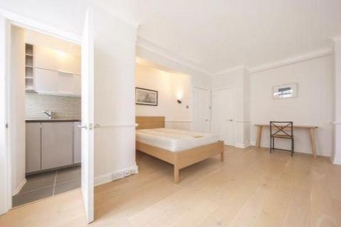 Penthouse to rent, George Street, London W1H