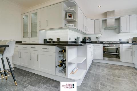 4 Foster Road, Wickersley, Rotherham, S66 2HJ