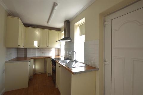 2 bedroom semi-detached house to rent, Crab Lane, Harrogate HG1