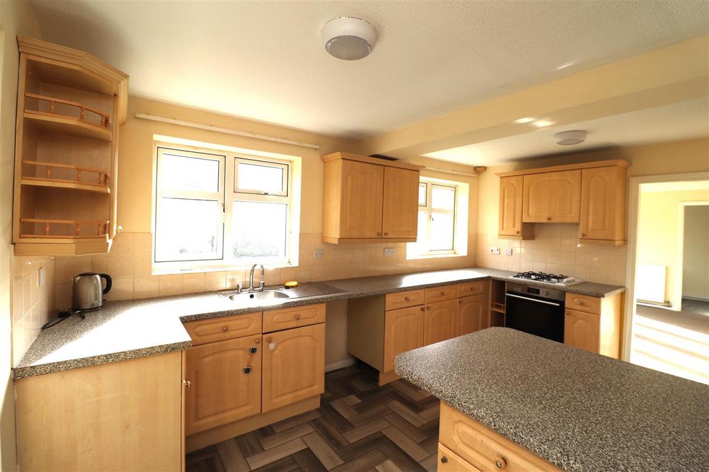Kitchen .JPG