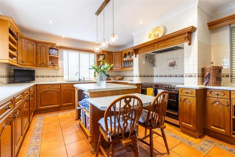 4 bedroom house for sale, Millers Brook, Belton