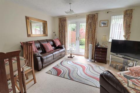 2 bedroom terraced house for sale, Hathorn Road, Hucclecote, Gloucester