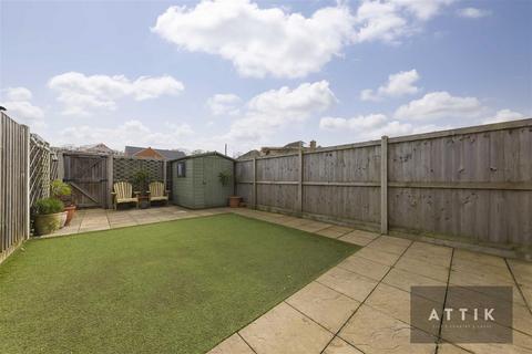 2 bedroom end of terrace house for sale, Pine Tree Close, Holton, Halesworth