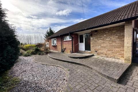 2 bedroom detached bungalow for sale, Taylor Hill Road, Taylor Hill, Huddersfield