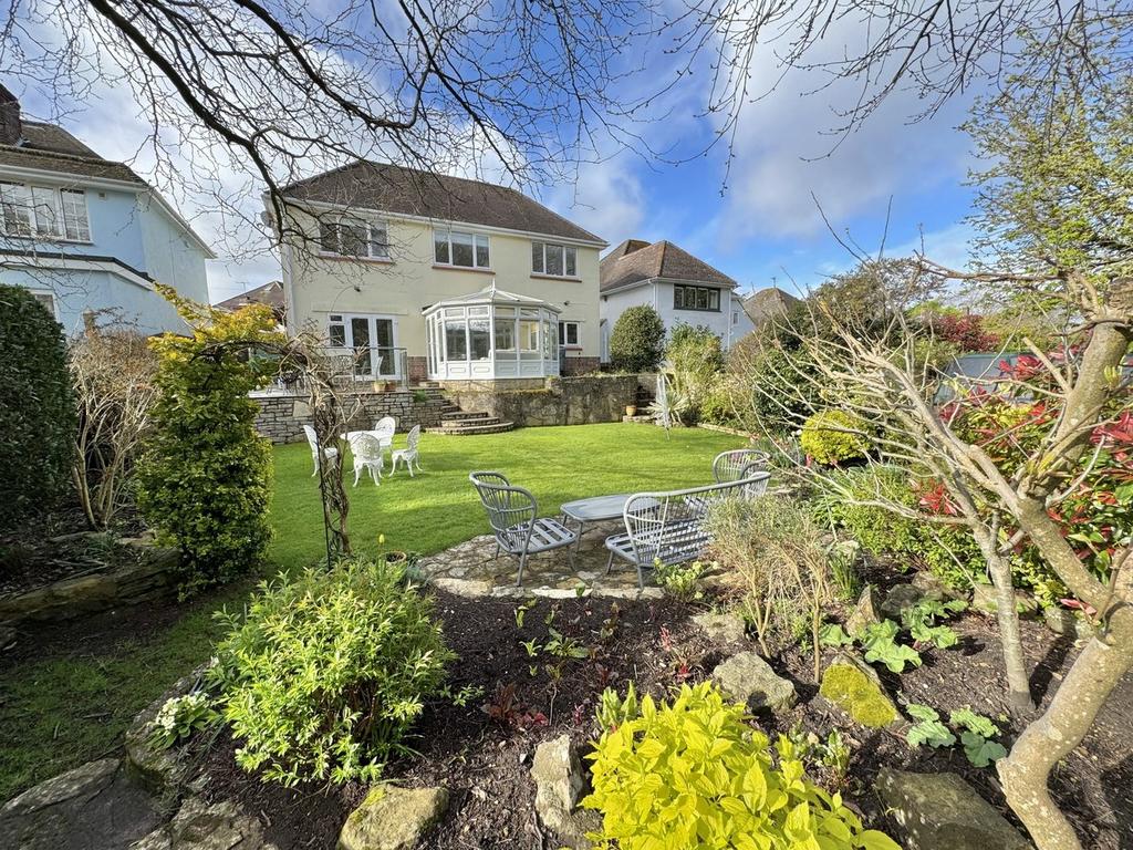 Twemlow Avenue, Poole, BH14 4 bed detached house for sale £1,000,000