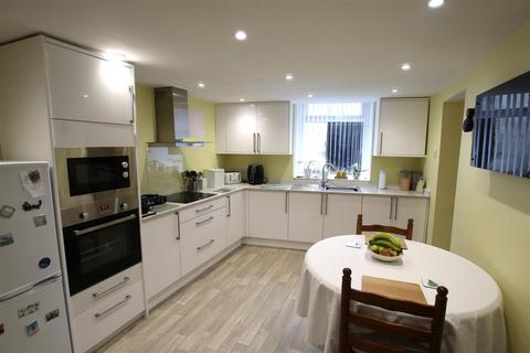 6 bedroom end of terrace house for sale, Fortescue Road, Ilfracombe EX34