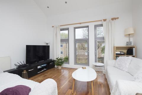 2 bedroom semi-detached house for sale, McNeil Road, Cambewell, SE5