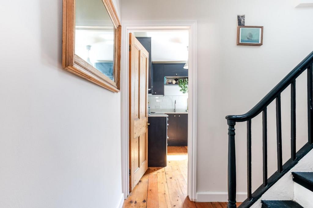 Robert Street Upper Maisonette-11.jpg